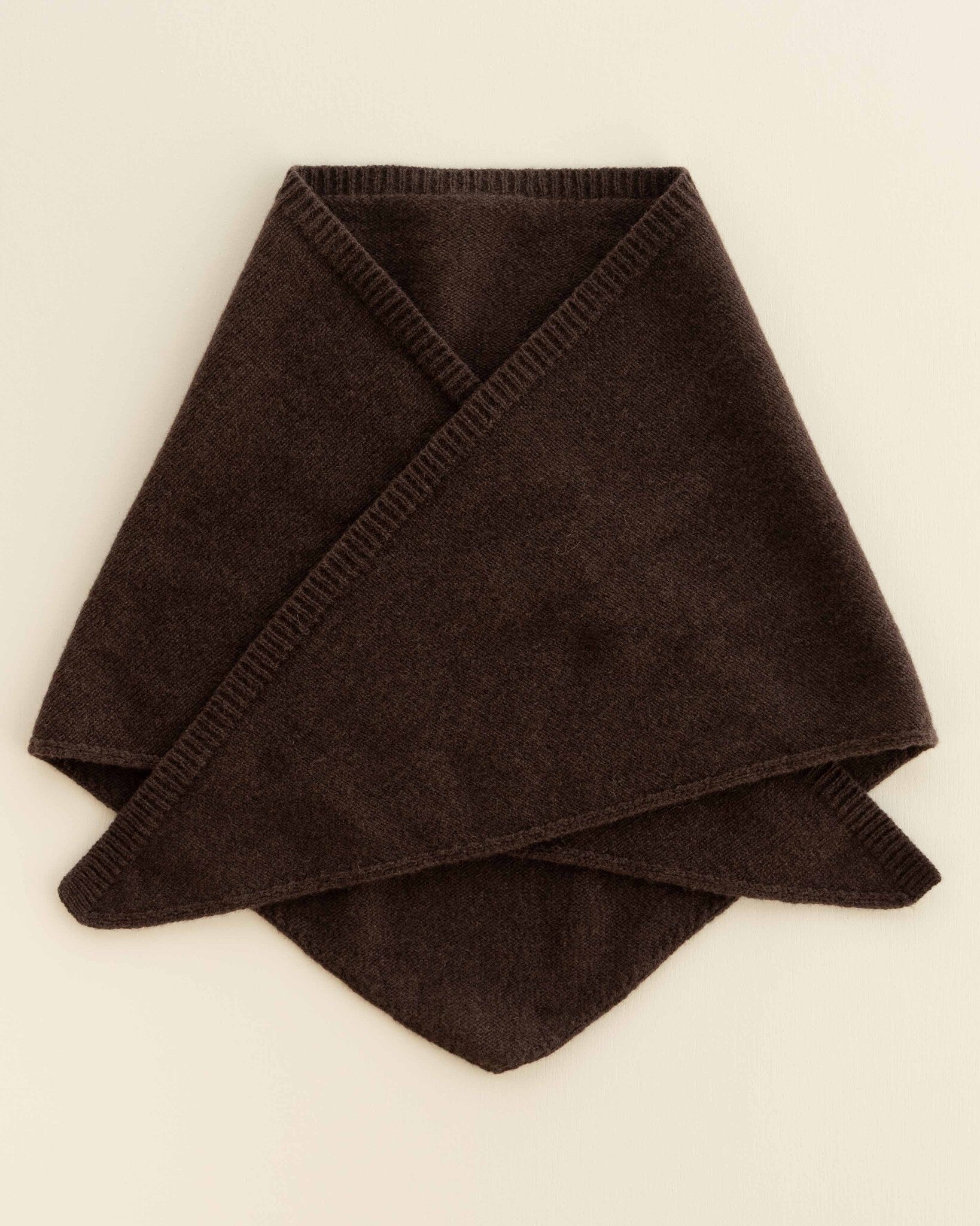 merino-wollen-sjaal-lilly-kladdkaka-3