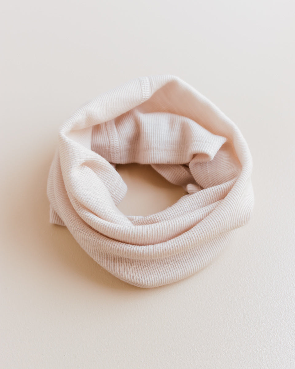 unaduna-loopsjaal-tiny-rib-wol-mazarin