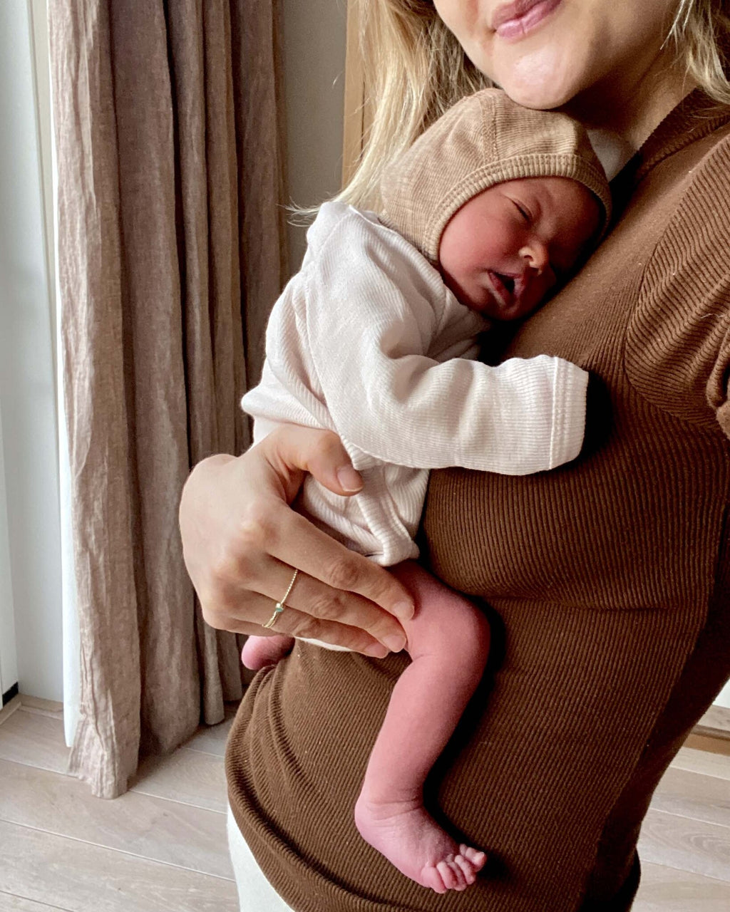 Unaduna semla baby mutsje wol