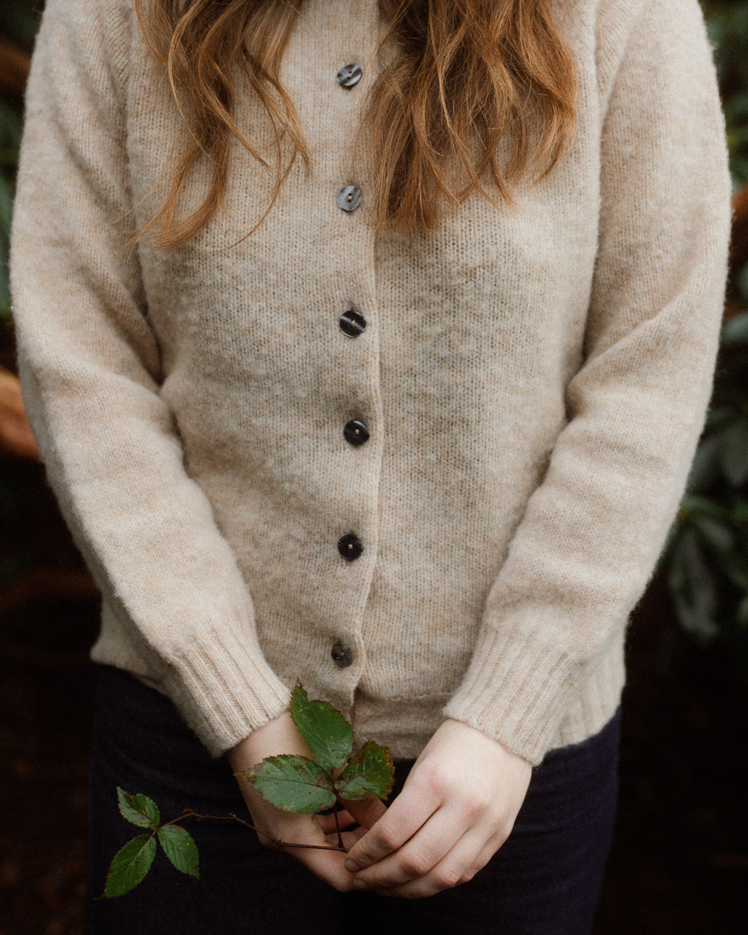 unaduna-vest-brushed-wool-maca-3